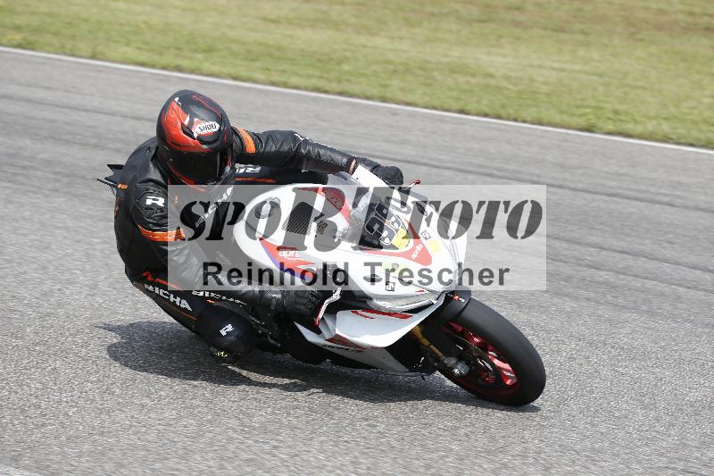/24 08.06.2025 TZ Motorsport ADR/Gruppe gelb/390